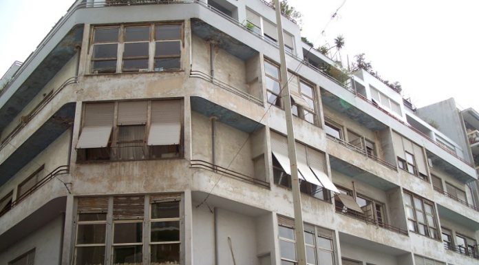 blue_condominium-_in_athens