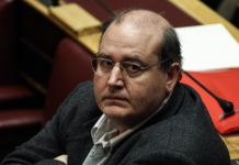 Δασκάλα λεσβιακό σεξ με φοιτητής